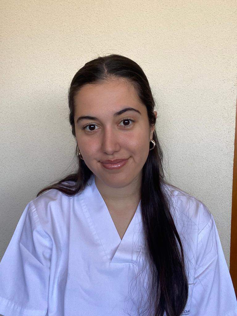 Dña. Silvia González López